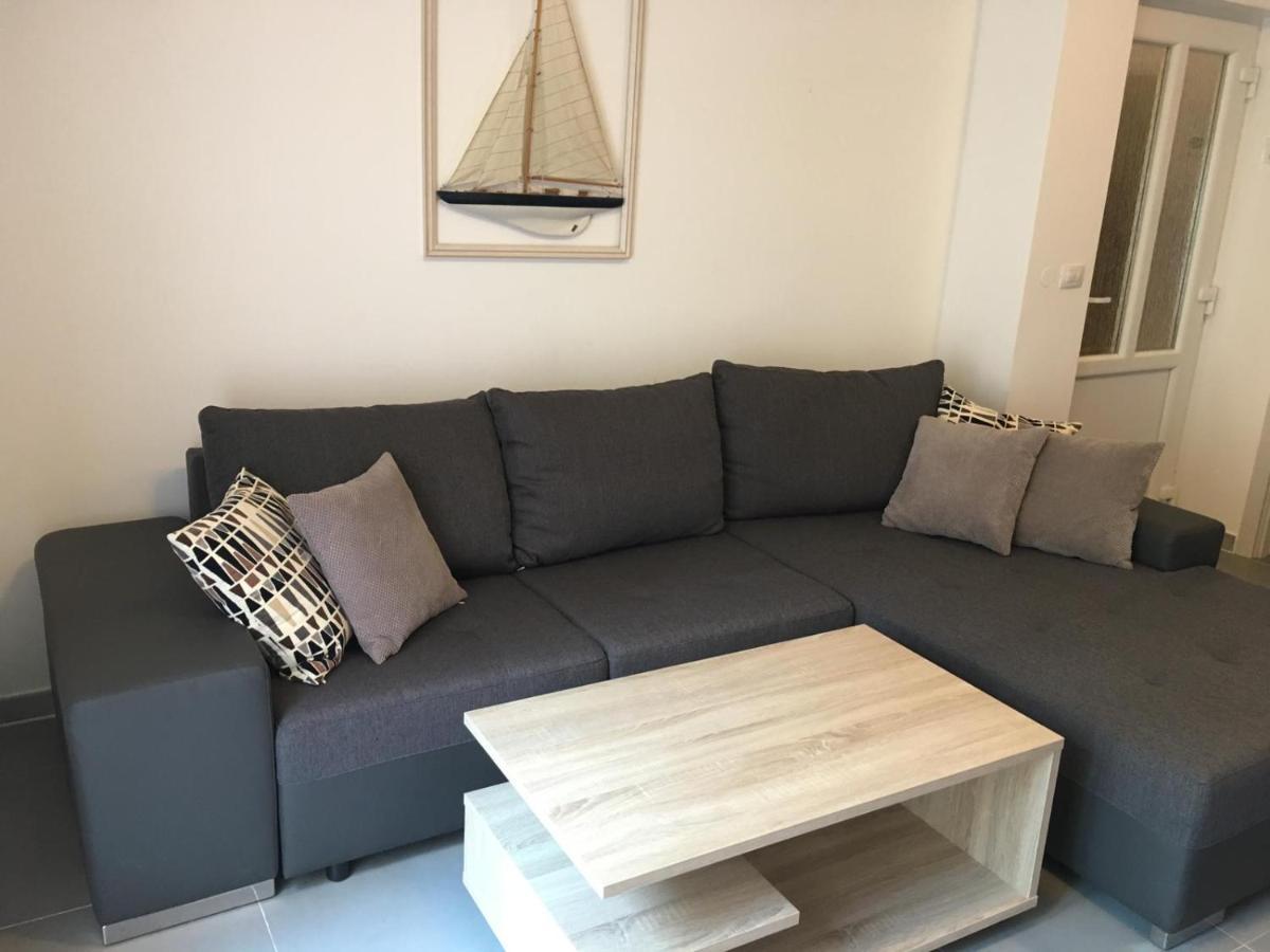 Apartment To Rent Pula Eksteriør billede